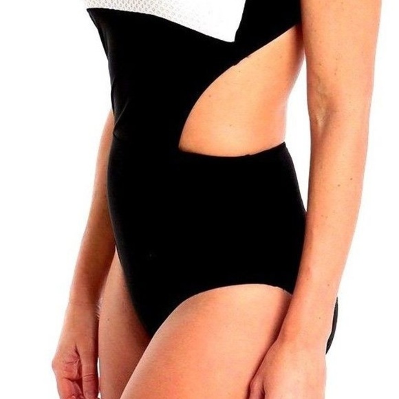 Gottex Swimsuit One Piece Formula One High Neck - Picture 5 of 7